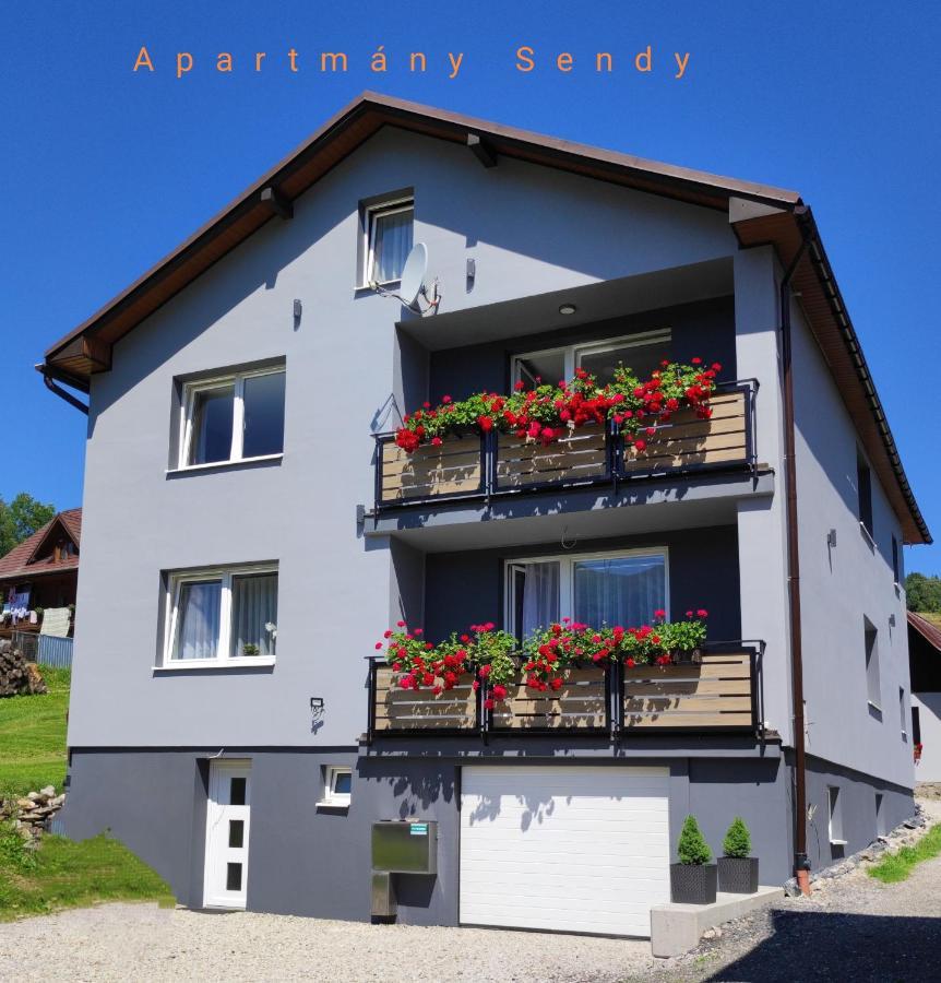 Apartmány Sendy Ždiar Esterno foto